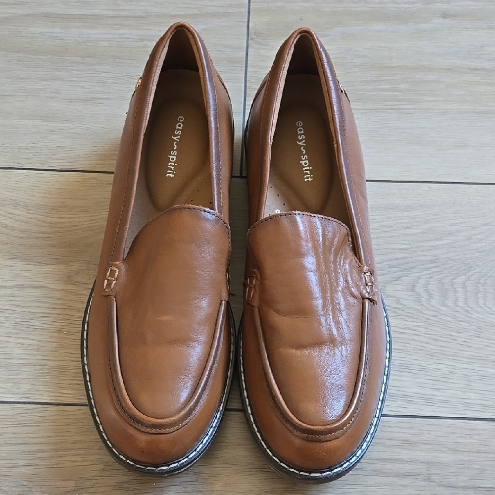 Easy Spirit Women's Brown Leather Slip-On Loafers